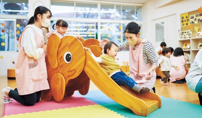 保育士・幼稚園教諭をめざす学生