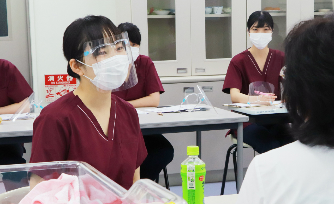 学生インタビューの画像